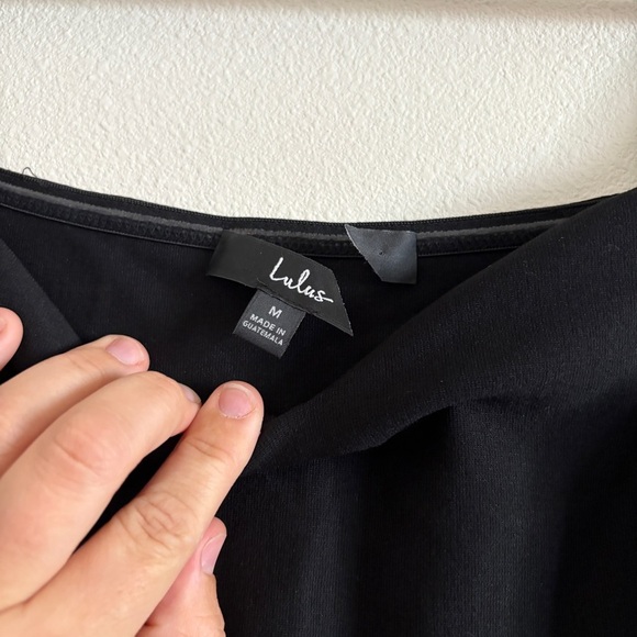 NWOT Lulu's Black Off-the-Shoulder Midi Bodycon Ruffle Dress Size Medium - Picture 7 of 14